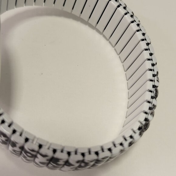 Geneva Animal Print Watch Quartz Big Face Watch with Stretchy Band - Picture 14 of 15